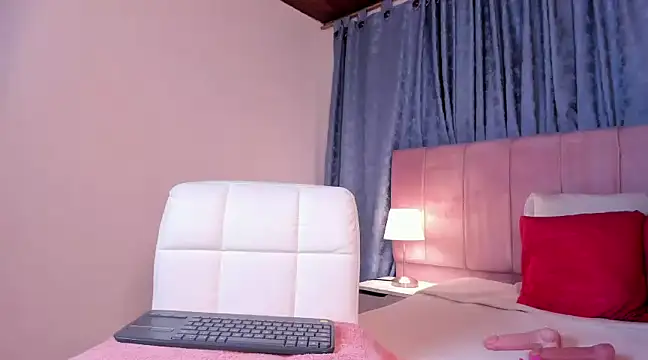 x milu online show from February 2025 06:08:02 PM