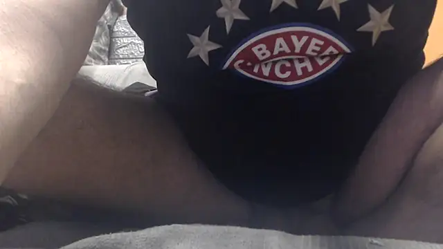 Snapshot of johngreece1 chatting on February 2025 07:04:02 AM johngreece1 online show from February 2025 07:04:02 AM