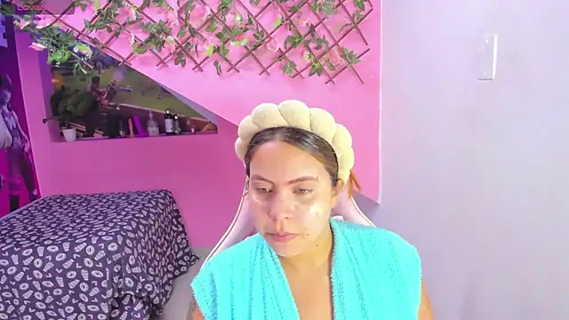 marcellaa303av online show from December 2024 02:44:02 AM