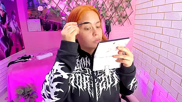 marcellaa303av online show from May 2026 02:08:02 AM