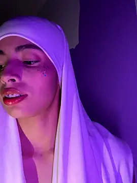 Snapshot of jhalila chatting on October 2025 01:48:02 AM jhalila online show from October 2025 01:48:02 AM