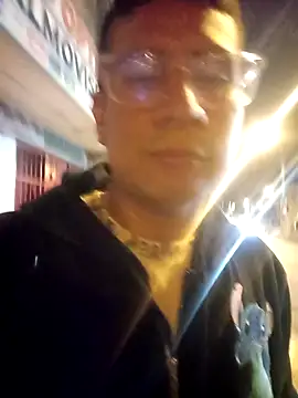 Snapshot of PequeArely chatting on December 2024 03:58:02 AM PequeArely online show from December 2024 03:58:02 AM