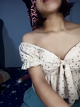 Snapshot of PequeArely chatting on January 2025 05:19:01 AM PequeArely online show from January 2025 05:19:01 AM