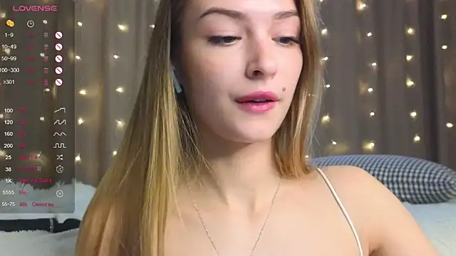 Soft Eva online show from December 2024 10:38:02 AM