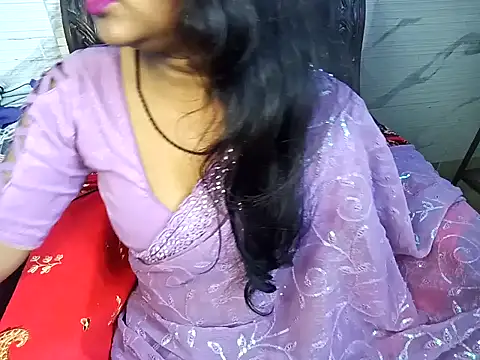 Snapshot of Muktha chatting on January 2025 05:12:02 AM Muktha online show from January 2025 05:12:02 AM