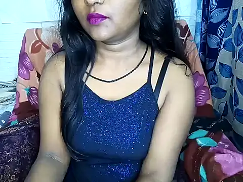 Snapshot of Muktha chatting on February 2025 07:42:01 PM Muktha online show from February 2025 07:42:01 PM