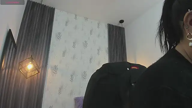 brigittemiller online show from December 2025 04:45:02 PM