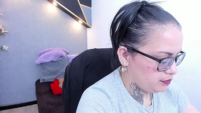 brigittemiller online show from May 2026 01:54:01 AM