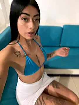 Snapshot of ZairaSofia1 chatting on December 2025 11:36:02 PM ZairaSofia1 online show from December 2025 11:36:02 PM