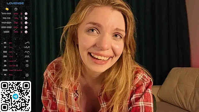 Snapshot of ElswythDecoursey chatting on December 2024 08:25:02 PM ElswythDecoursey online show from December 2024 08:25:02 PM