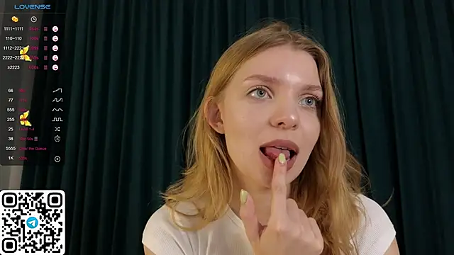 Snapshot of ElswythDecoursey chatting on January 2025 05:11:02 PM ElswythDecoursey online show from January 2025 05:11:02 PM