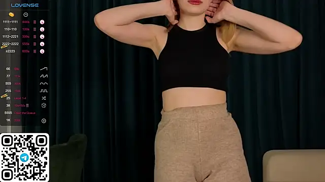 Snapshot of ElswythDecoursey chatting on January 2025 05:08:01 PM ElswythDecoursey online show from January 2025 05:08:01 PM