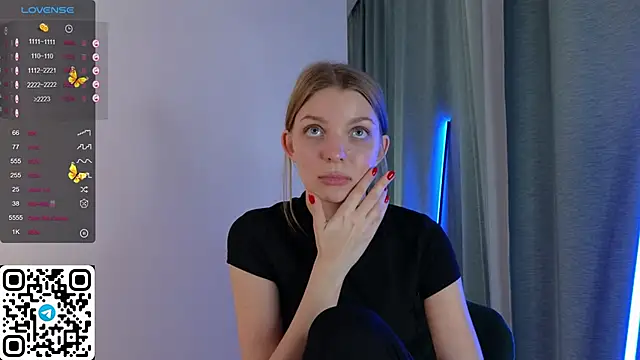 Snapshot of ElswythDecoursey chatting on February 2025 11:16:02 PM ElswythDecoursey online show from February 2025 11:16:02 PM