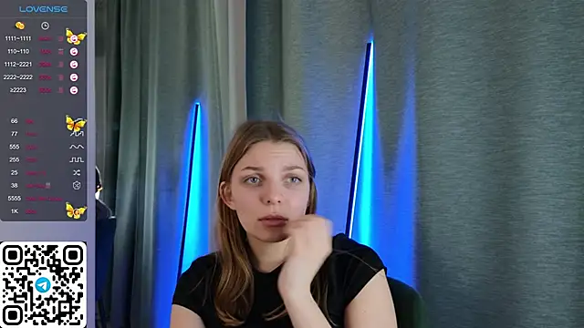 Snapshot of ElswythDecoursey chatting on February 2025 02:17:01 AM ElswythDecoursey online show from February 2025 02:17:01 AM