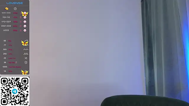 Snapshot of ElswythDecoursey chatting on February 2025 12:20:02 AM ElswythDecoursey online show from February 2025 12:20:02 AM