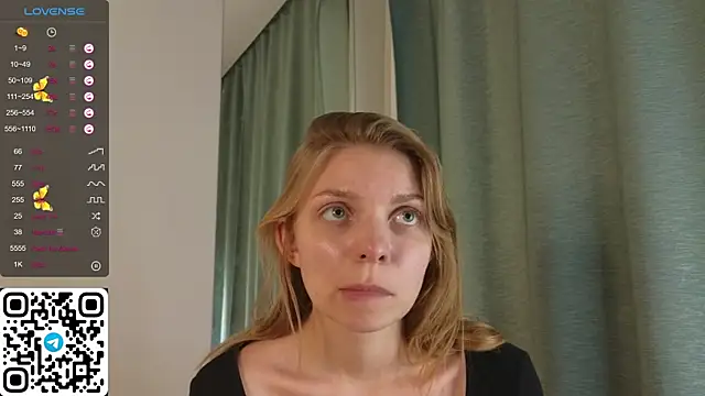 Snapshot of ElswythDecoursey chatting on February 2025 12:19:01 AM ElswythDecoursey online show from February 2025 12:19:01 AM