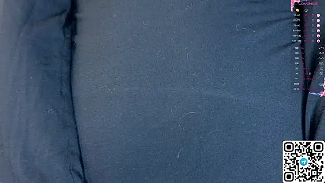 Snapshot of ElswythDecoursey chatting on February 2025 09:26:02 PM ElswythDecoursey online show from February 2025 09:26:02 PM