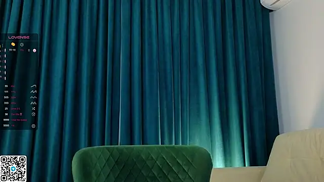 Snapshot of ElswythDecoursey chatting on March 2025 09:04:02 PM ElswythDecoursey online show from March 2025 09:04:02 PM