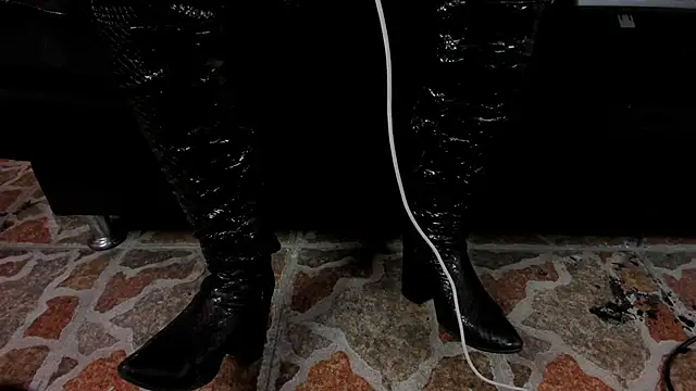 lilith-deveraux online show from March 2025 09:22:01 PM