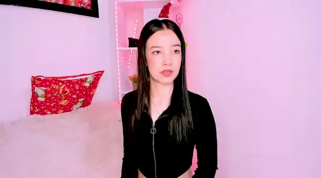 Snapshot of Manuelaa_mejiia chatting on December 2024 12:45:01 PM Manuelaa mejiia online show from December 2024 12:45:01 PM
