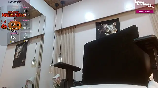 Snapshot of virtual_charm chatting on October 2025 07:37:02 PM virtual charm online show from October 2025 07:37:02 PM