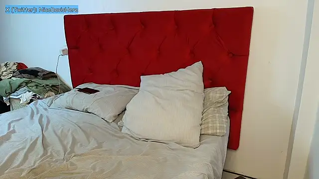 NicoDavisHere online show from July 2026 11:50:02 PM