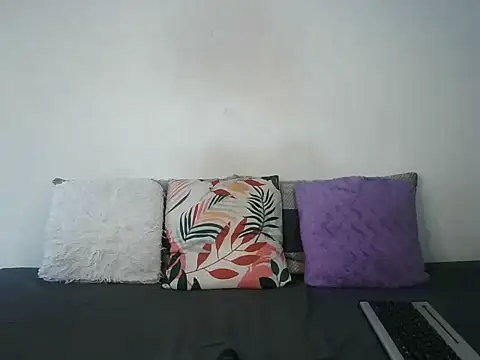 Thickqueenxxx online show from October 2025 08:11:02 AM