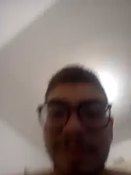 Snapshot of Edwardsky000 chatting on December 2024 12:52:01 AM Edwardsky000 online show from December 2024 12:52:01 AM