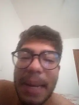 Snapshot of Edwardsky000 chatting on January 2025 11:03:01 AM Edwardsky000 online show from January 2025 11:03:01 AM