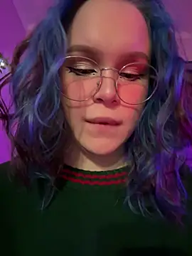 Snapshot of MaddisonHaas chatting on December 2024 09:41:01 PM MaddisonHaas online show from December 2024 09:41:01 PM