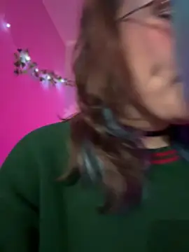 Snapshot of MaddisonHaas chatting on December 2024 10:20:01 PM MaddisonHaas online show from December 2024 10:20:01 PM