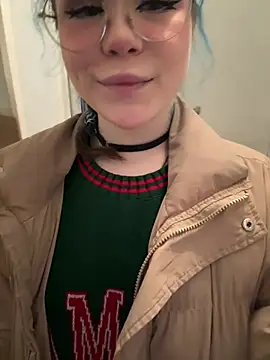 Snapshot of MaddisonHaas chatting on January 2025 08:04:01 PM MaddisonHaas online show from January 2025 08:04:01 PM