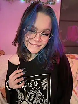 Snapshot of MaddisonHaas chatting on February 2025 11:06:01 PM MaddisonHaas online show from February 2025 11:06:01 PM