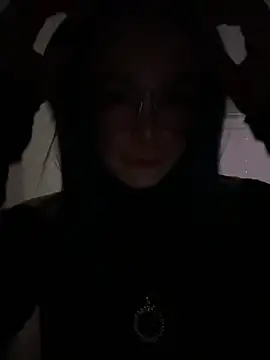 Snapshot of MaddisonHaas chatting on October 2025 12:19:01 AM MaddisonHaas online show from October 2025 12:19:01 AM