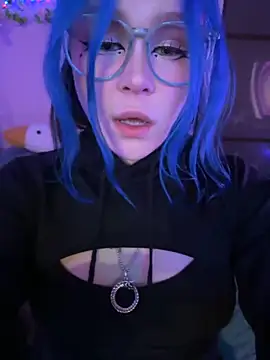 Snapshot of MaddisonHaas chatting on October 2025 12:43:01 AM MaddisonHaas online show from October 2025 12:43:01 AM