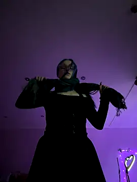 Snapshot of MaddisonHaas chatting on December 2025 03:01:02 AM MaddisonHaas online show from December 2025 03:01:02 AM