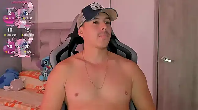 Snapshot of victor_vixen chatting on December 2024 04:03:02 PM victor vixen online show from December 2024 04:03:02 PM