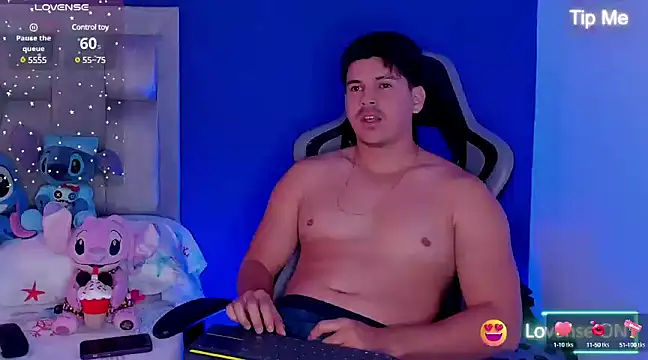 Snapshot of victor_vixen chatting on February 2025 02:06:02 PM victor vixen online show from February 2025 02:06:02 PM