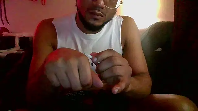 Snapshot of KySir1990 chatting on September 2025 06:59:02 AM KySir1990 online show from September 2025 06:59:02 AM