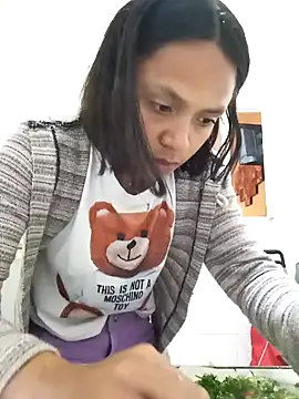 Snapshot of Samary_thomas chatting on January 2025 10:23:01 PM Samary thomas online show from January 2025 10:23:01 PM