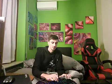 MASTERBULLY online show from October 2025 11:24:02 PM