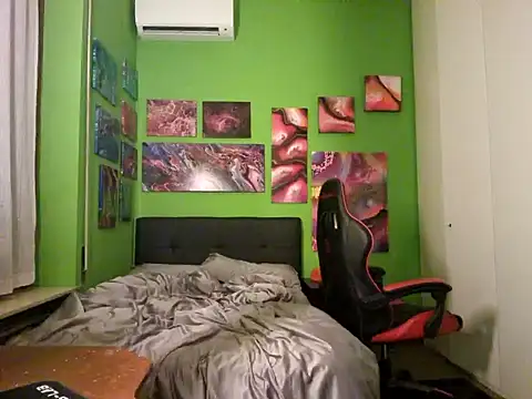 MASTERBULLY online show from October 2025 10:08:01 PM