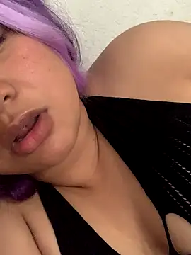 Snapshot of arielopal chatting on November 2025 04:33:02 AM arielopal online show from November 2025 04:33:02 AM