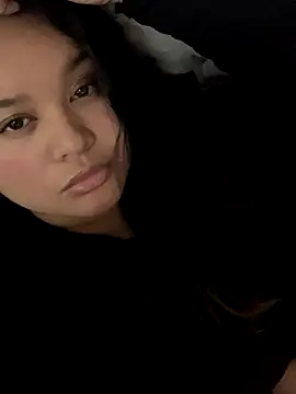 Snapshot of arielopal chatting on December 2025 06:41:02 AM arielopal online show from December 2025 06:41:02 AM