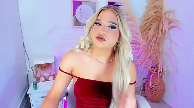 Snapshot of Elody_Preysler69 chatting on December 2024 04:47:01 AM Elody Preysler69 online show from December 2024 04:47:01 AM