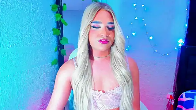 Snapshot of Elody_Preysler69 chatting on February 2025 07:00:01 AM Elody Preysler69 online show from February 2025 07:00:01 AM