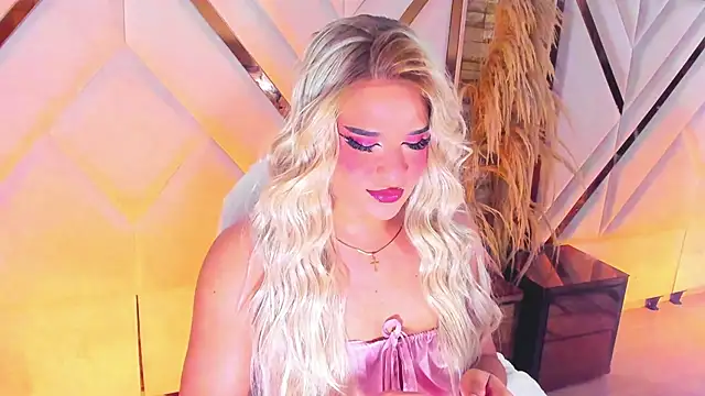 Snapshot of Elody_Preysler69 chatting on October 2025 04:46:02 AM Elody Preysler69 online show from October 2025 04:46:02 AM