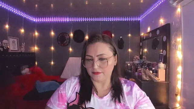 Snapshot of Ivonnee__ chatting on March 2025 03:29:02 AM Ivonnee   online show from March 2025 03:29:02 AM