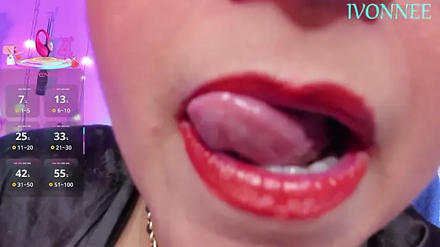 Snapshot of Ivonnee__ chatting on February 2026 11:41:01 AM Ivonnee online show from February 2026 11:41:01 AM