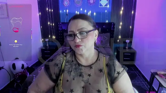 Snapshot of Ivonnee__ chatting on July 2026 12:03:01 AM Ivonnee online show from July 2026 12:03:01 AM